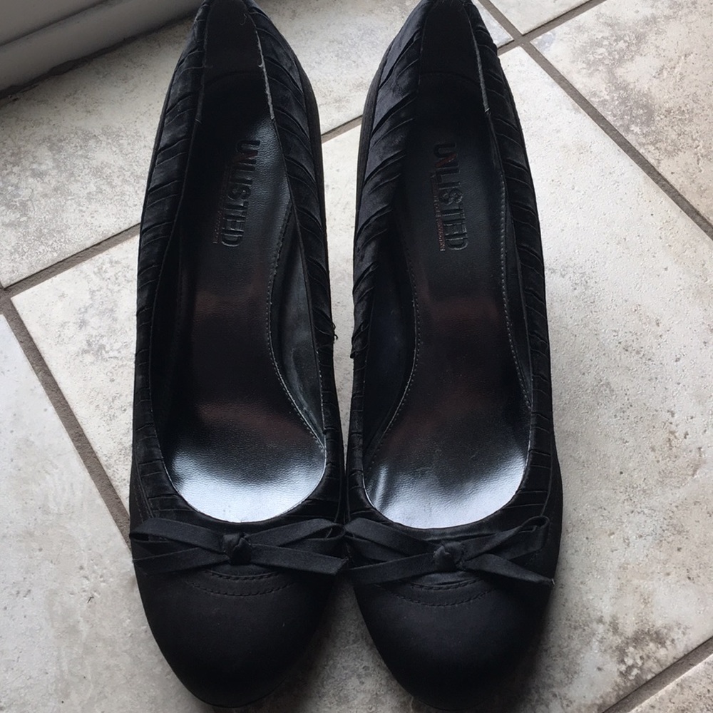Dress shoes